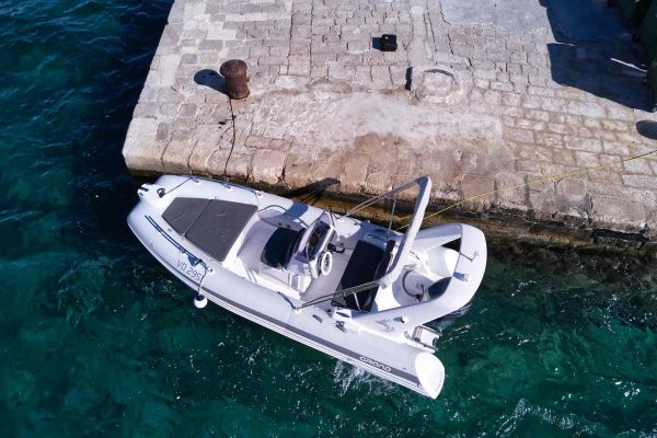 Schlauchboot mieten Tribunj