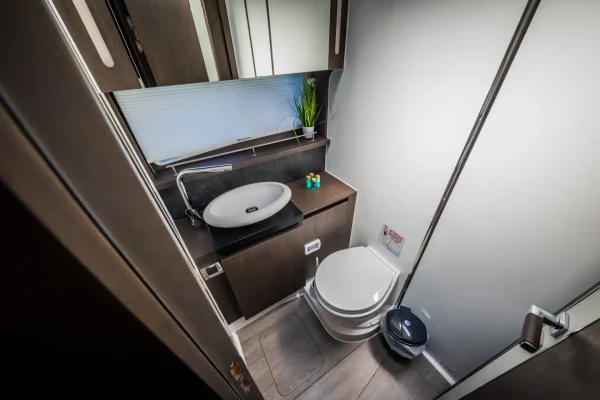 Sealine F430 Grace II Kastela