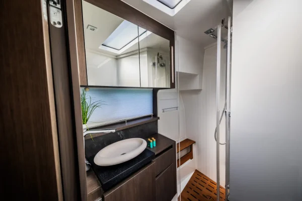 Sealine F430 Grace II Kastela