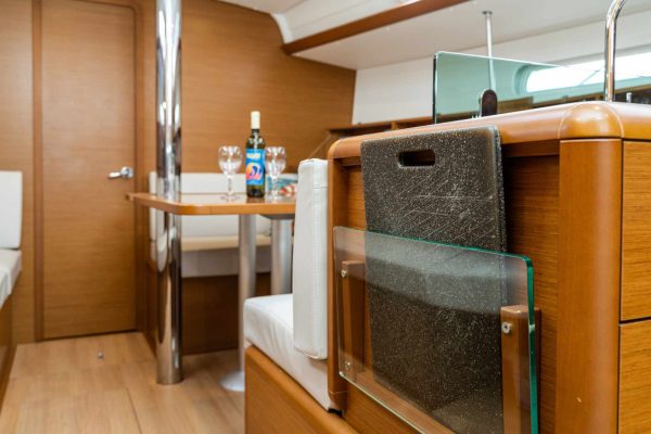 Sun Odyssey 389 - Santana