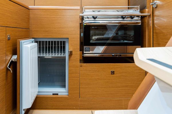 Sun Odyssey 389 - Santana