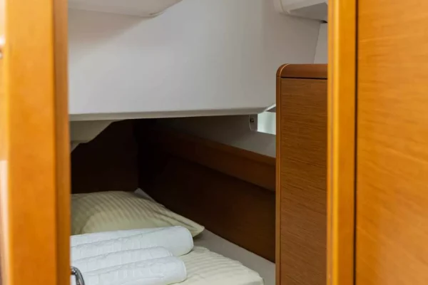 Sun Odyssey 389 - Santana