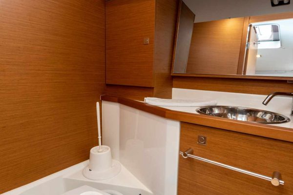 Sun Odyssey 389 - Santana