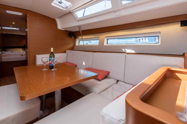 Segelboot mit Skipper mieten