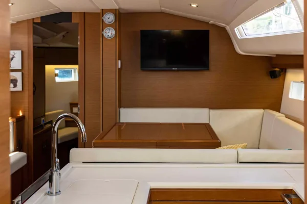Segelyacht Charter Kroatien - Jeanneau 51