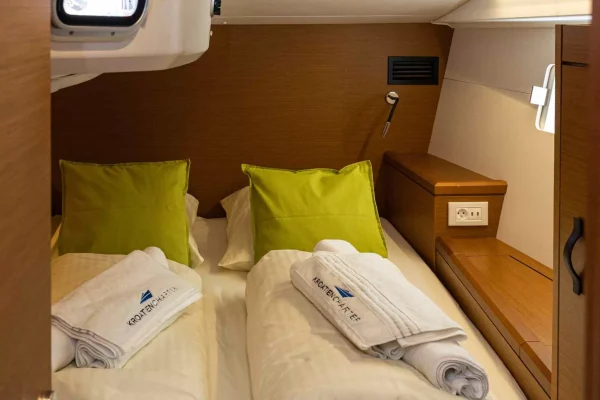 Segelyacht Charter Kroatien - Jeanneau 51