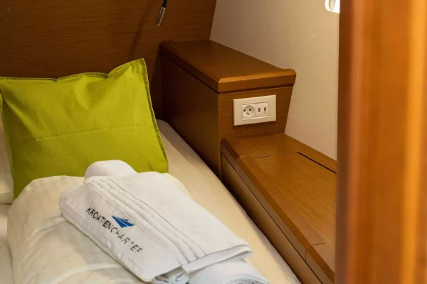 Segelyacht Charter Kroatien - Jeanneau 51