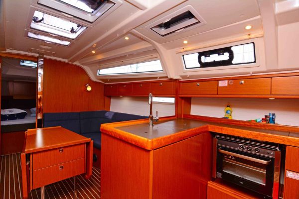 Segelyacht mieten Kroatien - Bavaria 37 Cruiser