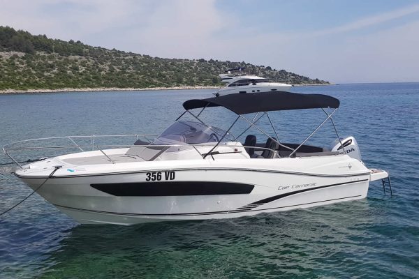 Motorboot mieten: Jeanneau Cap Camarat 7.5 WA