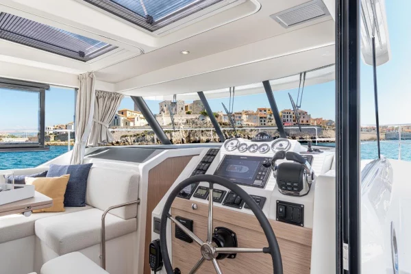 Yachtcharter in Pirovac: Swift Trawler 41 - Swift Home