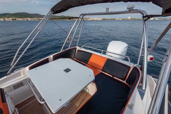 Tribunj Boot mieten - ZAR 75