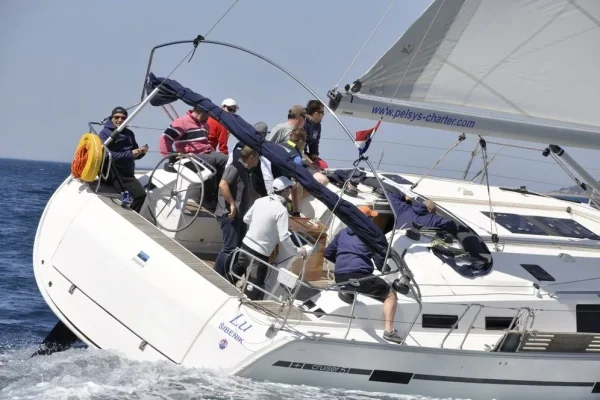 Segelyacht mieten: Bavaria 51 Cruiser - Lu